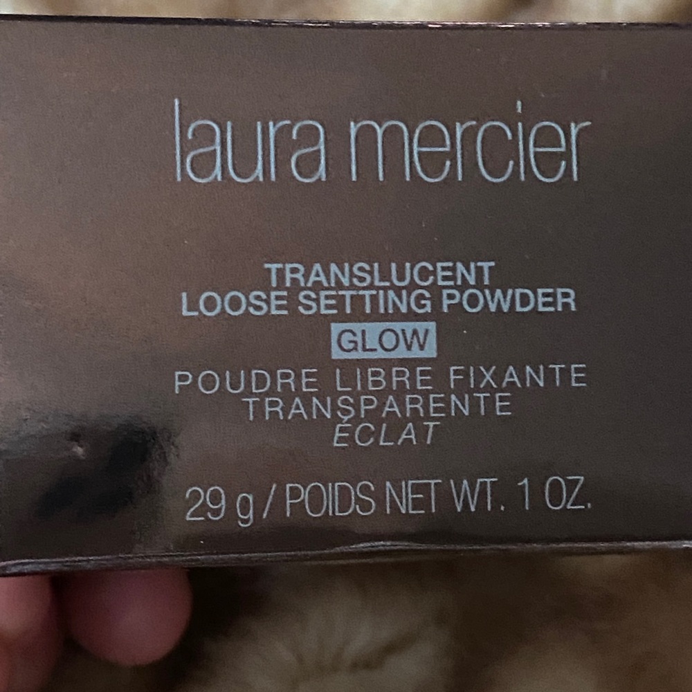 Laura Mercier loose translucent powder